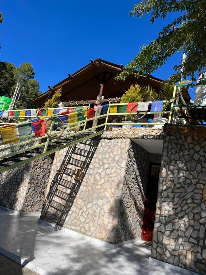 The Himalayan Heights Satya'S Kasardevi Hotell Almora Exteriör bild