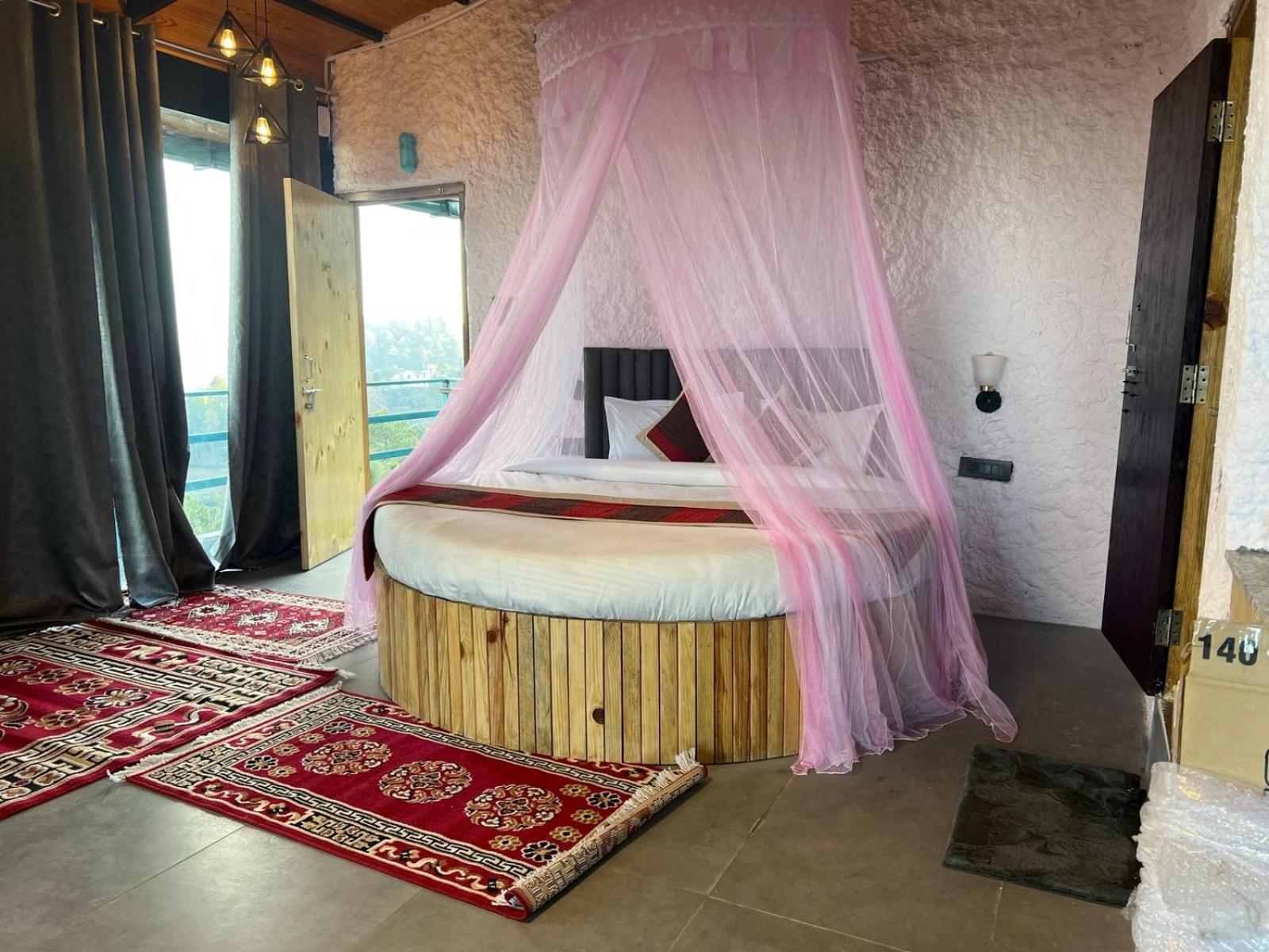 The Himalayan Heights Satya'S Kasardevi Hotell Almora Exteriör bild